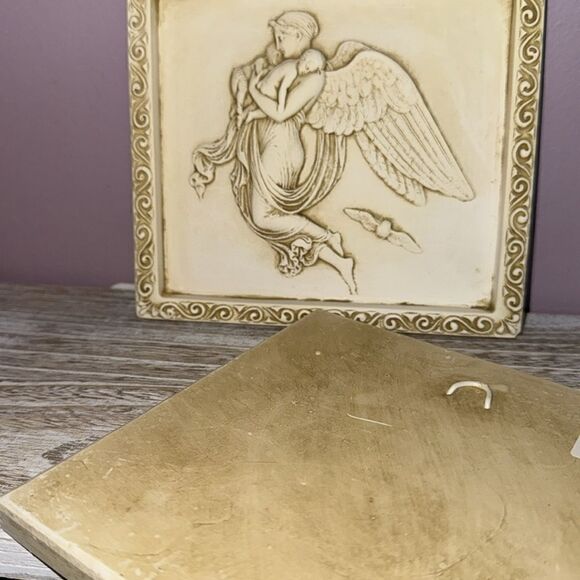 Pier1 chalkware wall hangings.  Greek goddesses.Vintage - Picture 6 of 8